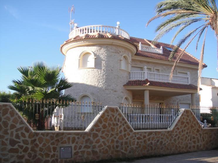 Chalet Muy Cerca De La Playa Con Piscina Privada Dehesa de Campoamor  Kültér fotó